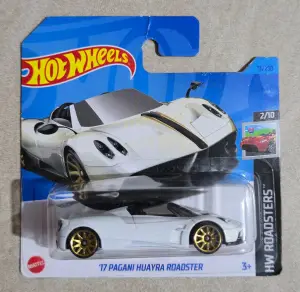 Hot Wheels '17 Pagani Huayra Roadster