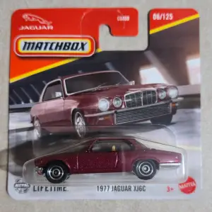 Matchbox 1977 Jaguar XJ6C 1:64 - Minigaraža