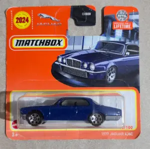 Matchbox 1977 Jaguar XJ6C 1:64 - Minigaraža