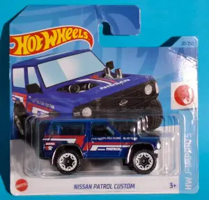 Hot Wheels NISSAN PATROL CUSTOM 1:64 - Minigaraža