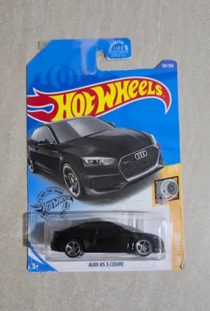 Hot Wheels Audi RS 5 Coupe