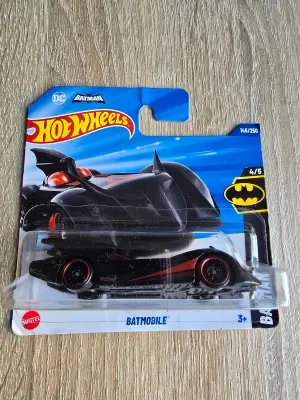 Hot Wheels BATMOBILE