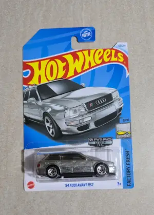 Hot Wheels '94 Audi Avant RS2 ZAMAC
