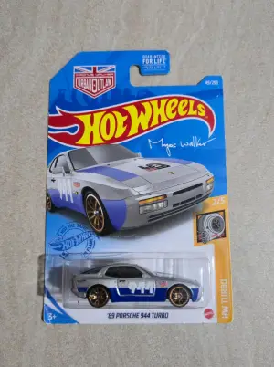 Hot Wheels '89 Porsche 944 Turbo