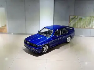 Mini GT BMW M3 E30 Alpina B6 3.5S
