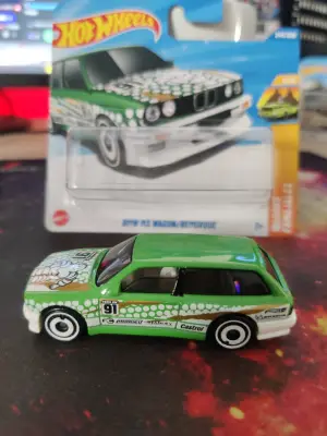 Hot Wheels BMW M3 Wagon/Remorque