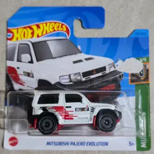 Hot Wheels Mitsubishi Pajero Evolution