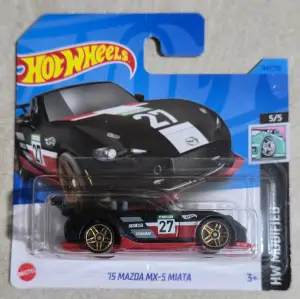 Hot Wheels '15 Mazda MX-5 Miata