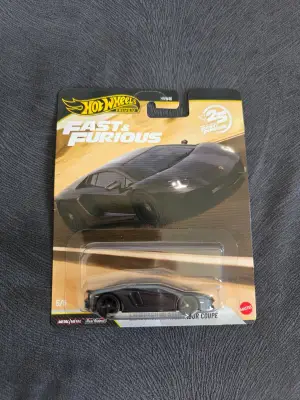 Hot Wheels Hot Wheels Premium Lamborghini Aventador Coupe