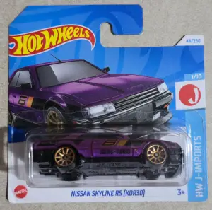 Hot Wheels Nissan Skyline RS (KDR30) 1:64 - Minigaraža
