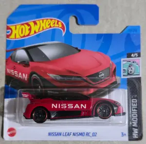 Hot Wheels Nissan Leaf Nismo RC_02 1:64 - Minigaraža