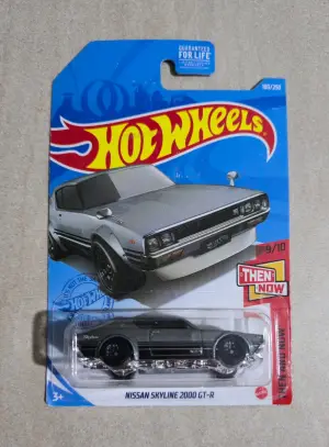 Hot Wheels Nissan Skyline 2000 GT-R