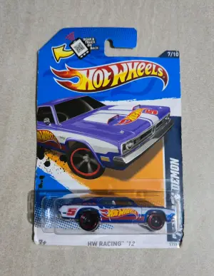 Hot Wheels '71 Dodge Demon 1:64 - Minigaraža