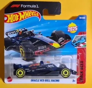Hot Wheels ORACLE RED BULL RACING