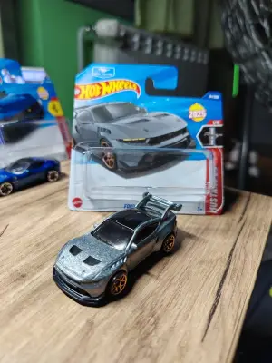 Hot Wheels Ford Mustang GTD 1:64 - Minigaraža