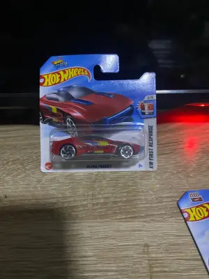 AutoArt Alpha pursuit 