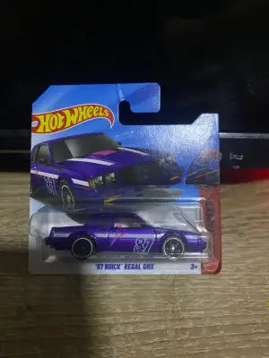 AutoArt 87 Buick regal gnx