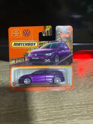 AutoArt Volkswagen Golf gte 8