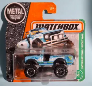Matchbox INTERNATIONAL SCOUT 4X4 1:64 - Minigaraža