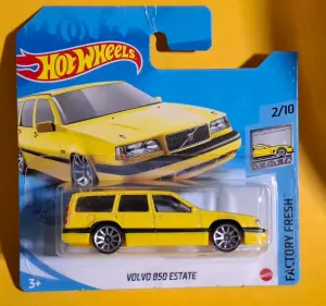 Hot Wheels VOLVO 850 ESTATE