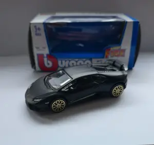 Bburago Lamborghini Huracan Performante 1:43 - Minigaraža