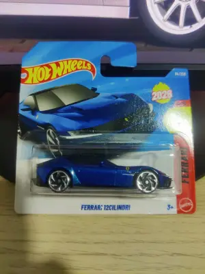Hot Wheels Ferrari 12CILINDRI