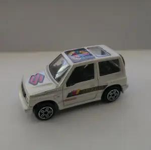 Bburago Suzuki Vitara