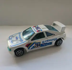 Bburago Peugeot 405