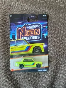 Hot Wheels BMW 2002 chase 8.8