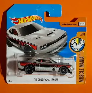Hot Wheels '15 DODGE CHALLENGER