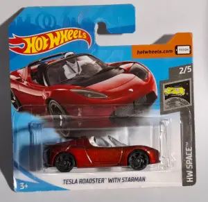 TESLA ROADSTER WITH STARMAN