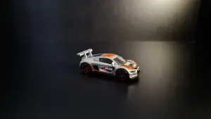 Hot Wheels Audi R8 LMS