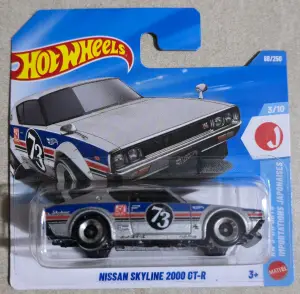 Hot Wheels Nissan Skyline 2000 GT-R 1:64 - Minigaraža